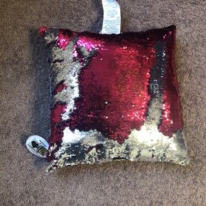 Sequin Changing Pillow